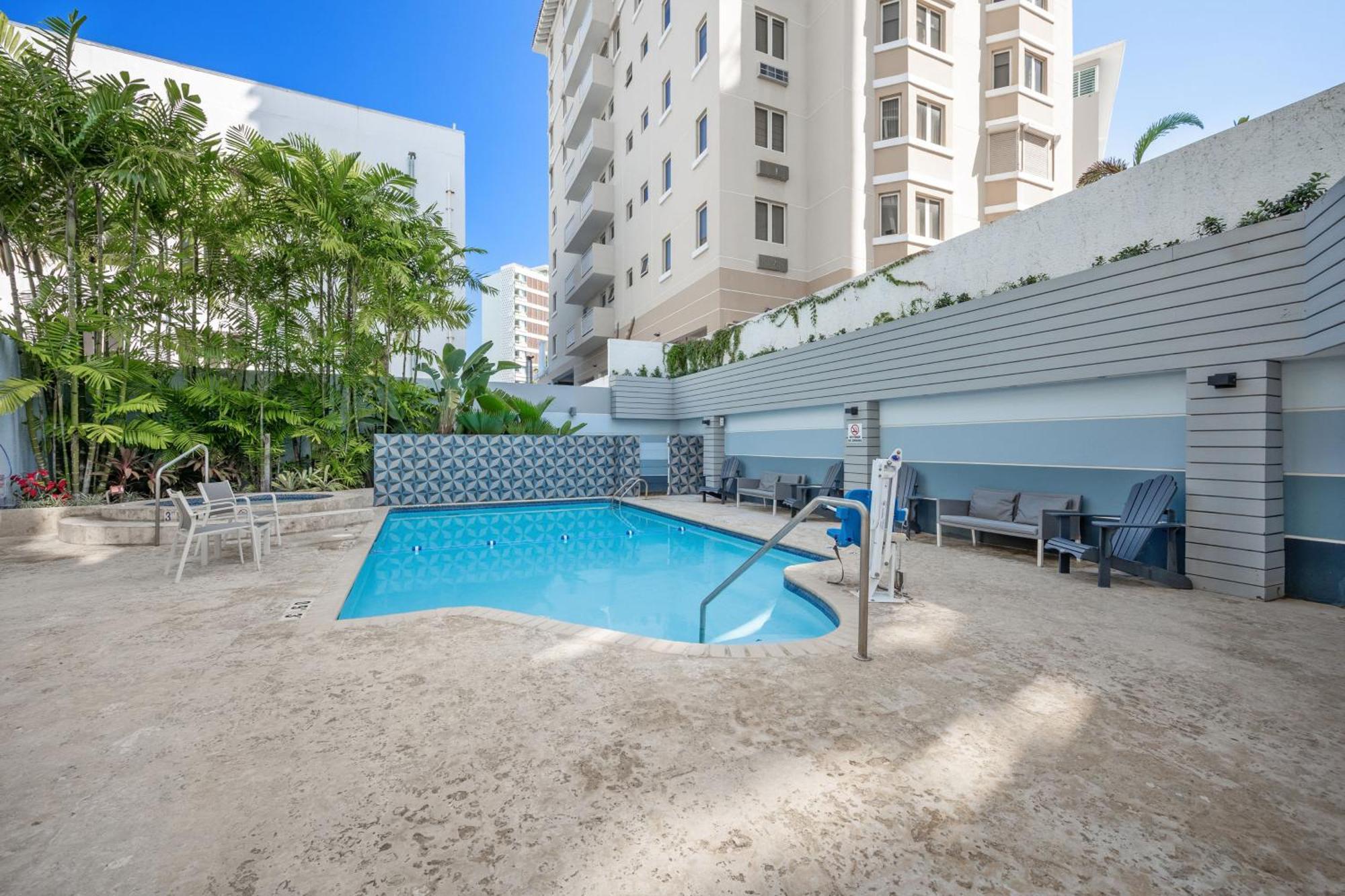 Holiday Inn Express San Juan Condado By Ihg Buitenkant foto